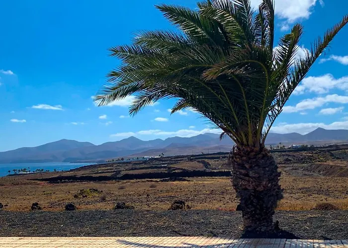 Willa Maria Del Risco By Buenavilla